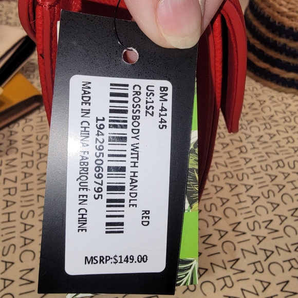 NWT BADGLEY MISCHKA CROSSBODY WITH HANDLE - Picture 8 of 9